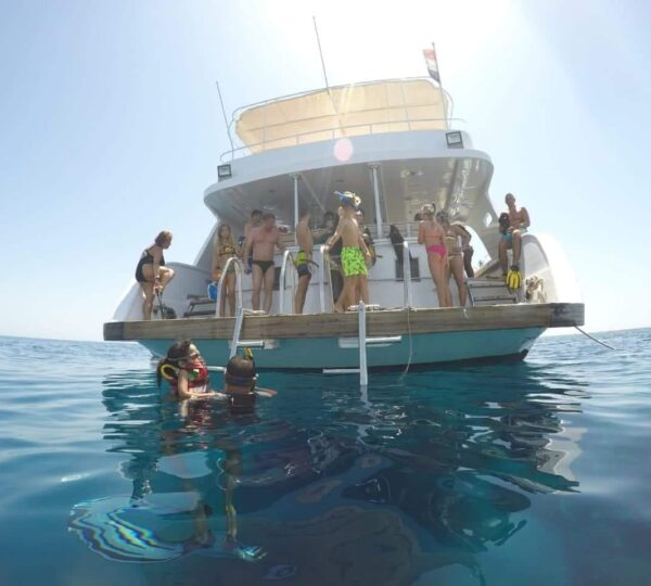 Snorkeling trip to Marsa Mubarak